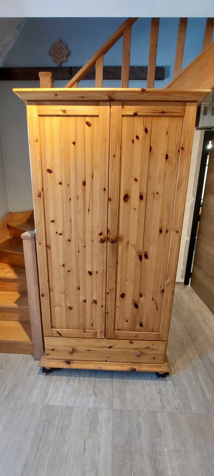 Garde robe, Maison & Meubles, Armoires | Penderies & Garde-robes, Enlèvement, Pin