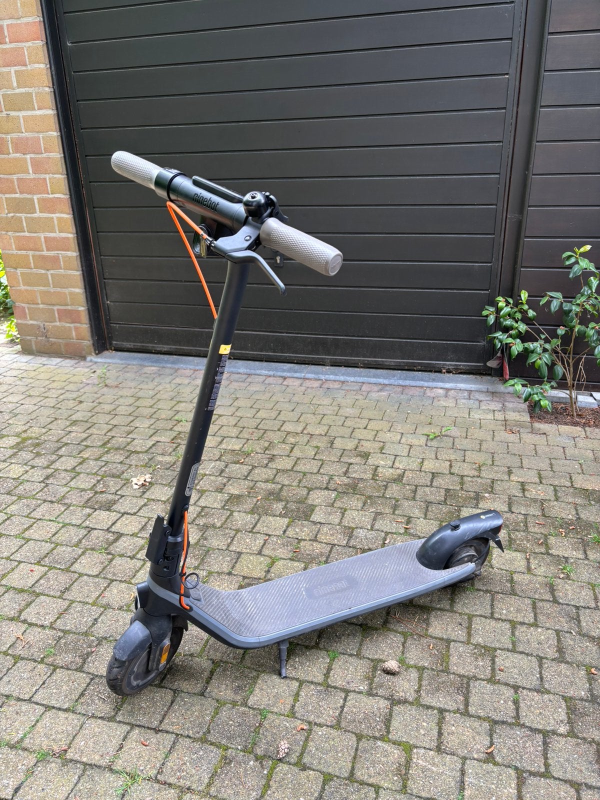 Ninebot kickscooter e2 plus, Ophalen, Gebruikt