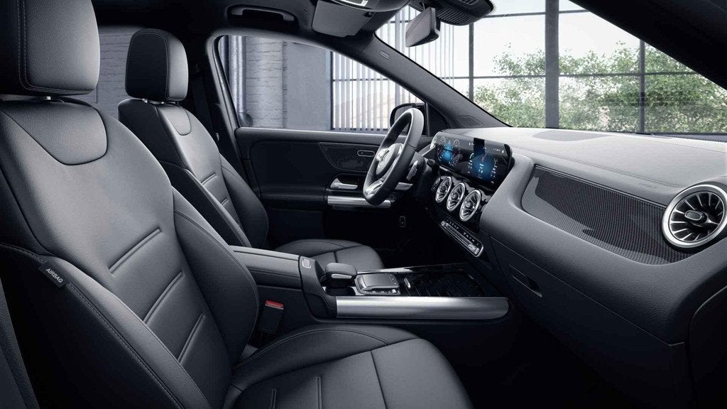 Mercedes-Benz GLA-klasse 180 AMG Line | Verwarmde Zetels | S, Stof, Gebruikt, 4 cilinders, 136 pk