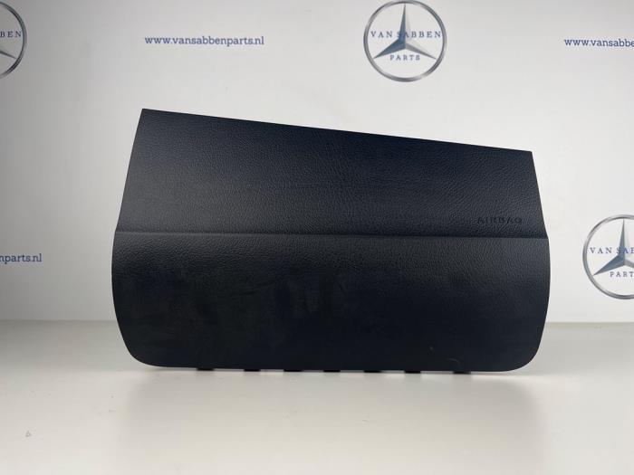 Airbag droite (tableau de bord) d'un Mercedes Vito, -, 3 mois de garantie, Utilisé, -