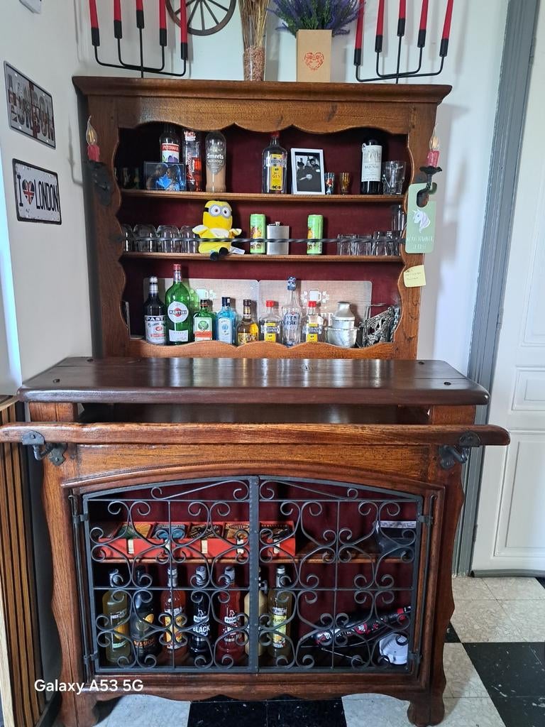 Beau bar années 70 chêne et fer forgé