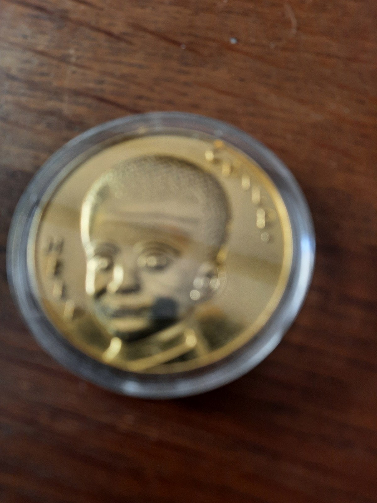 Médaille Child focus, Postzegels en Munten