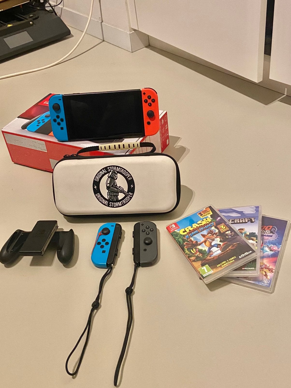 Nintendo Switch kit, Consoles de jeu & Jeux vidéo, Enlèvement ou Envoi, Utilisé