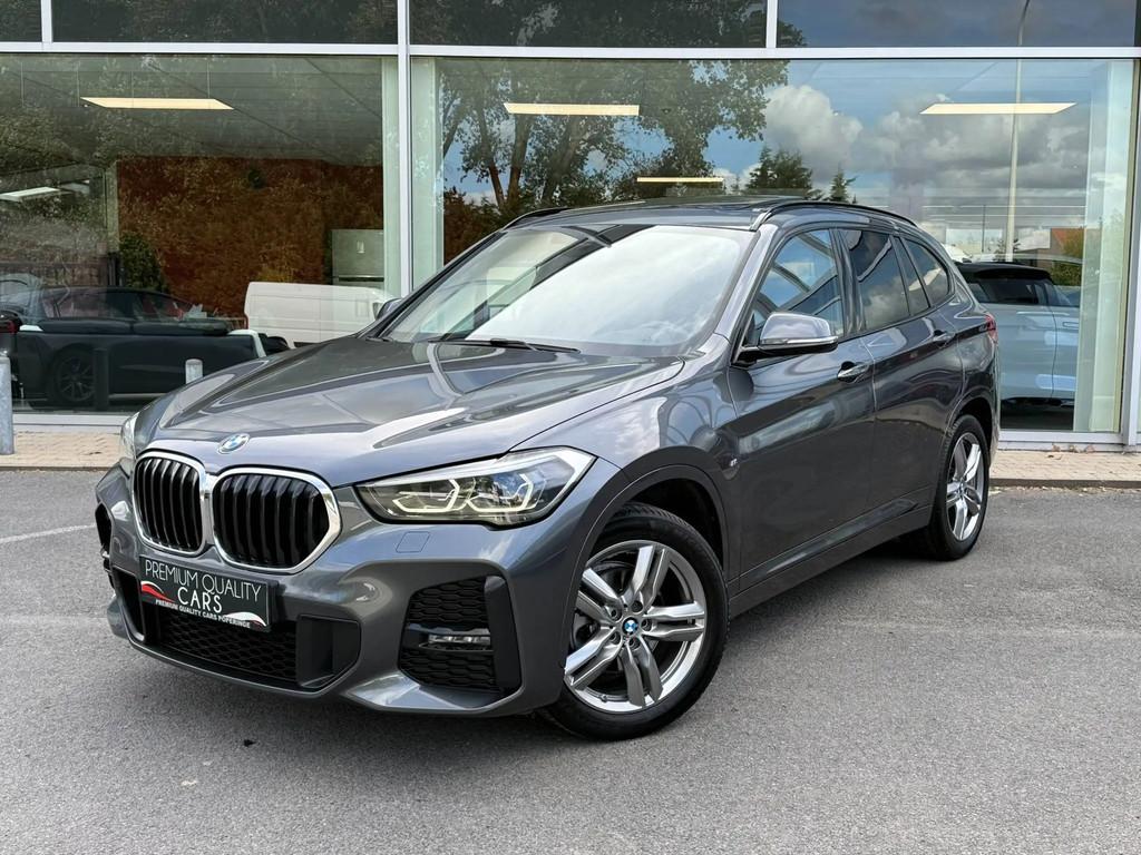 BMW X1 PACK M / PANO / ATTELAGE / NAVI / ÉCLAIRAGE D'AMBIAN, Argent ou Gris, Achat, Euro 6, Entreprise