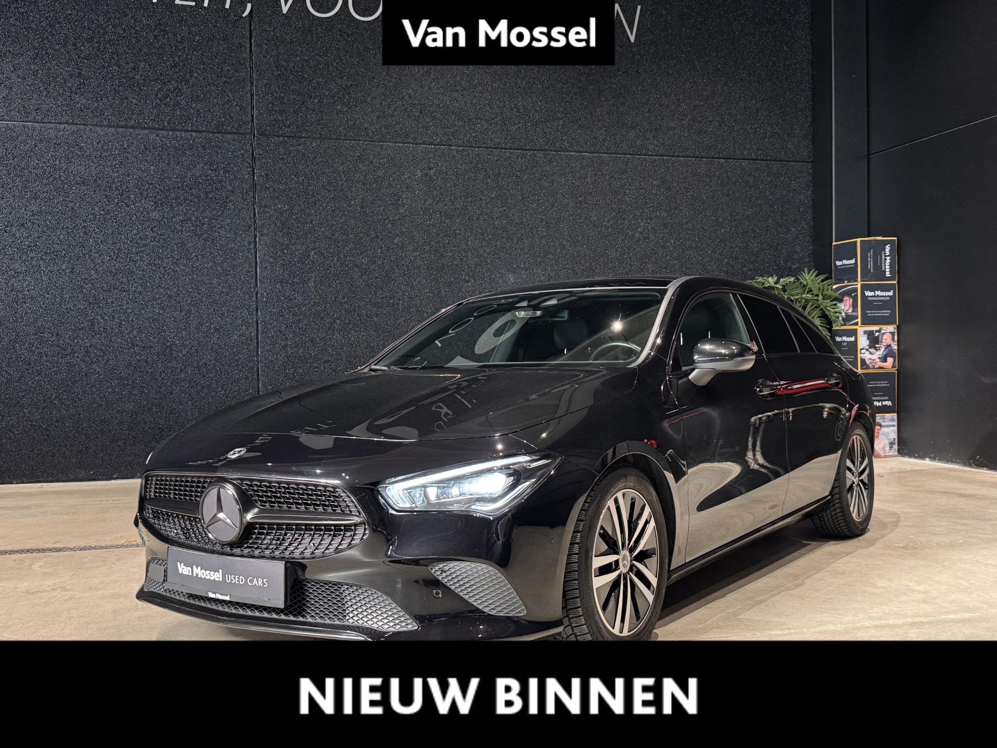 Mercedes-Benz CLA Shooting Brake CLA 250, Auto's, CLA, Stof, 4 cilinders, https://public.car-pass.be/vhr/3147850f-5d52-4ff9-8069-66cd8fabe929