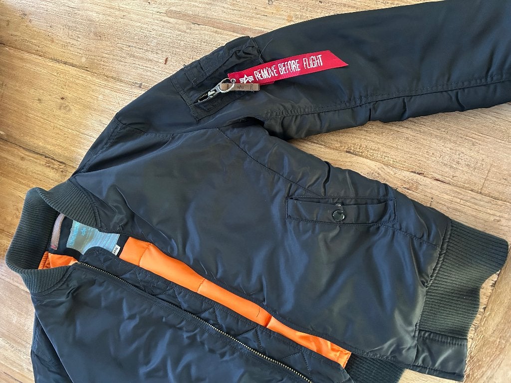 Bomberjack zwart, Ophalen, Zo goed als nieuw, Maat 42/44 (L), Zwart