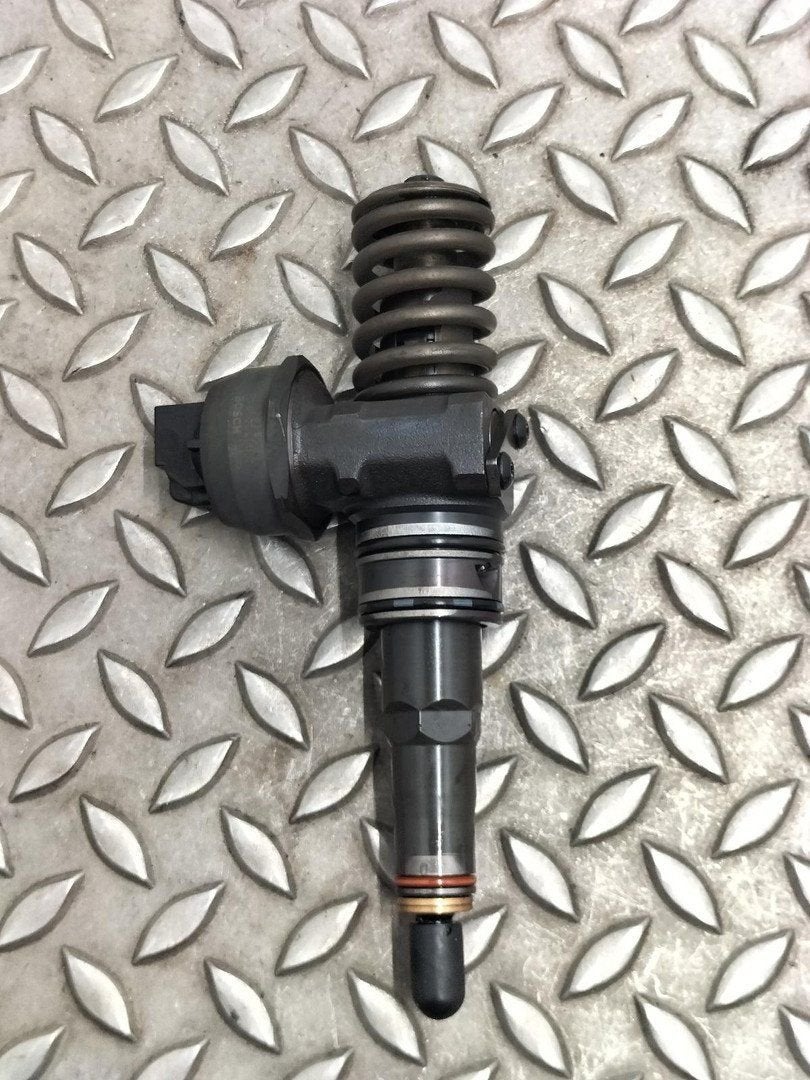 AUDI A3 BRANDSTOF INJECTOR / VERSTUIVER 0414720215 2007, Enlèvement ou Envoi, Utilisé, ARN reconnu
