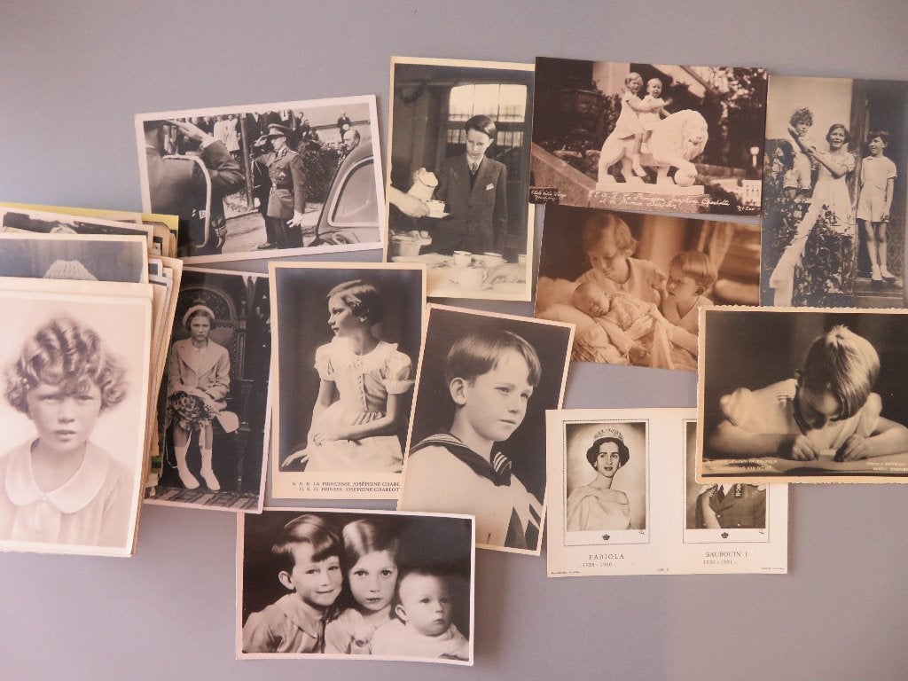 lot postkaarten fotokaarten ons Koningshuis Belgie, Verzamelen, Verzenden, Zo goed als nieuw, Kaart, Foto of Prent