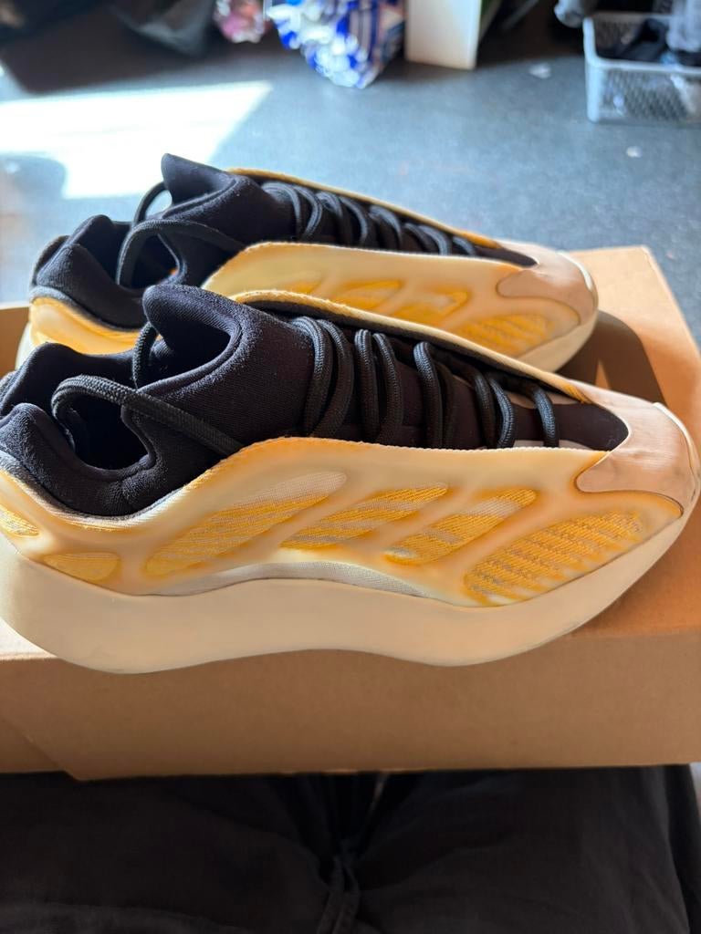 Yeezy 700, Jaune, Sneakers et Baskets, Comme neuf, Envoi