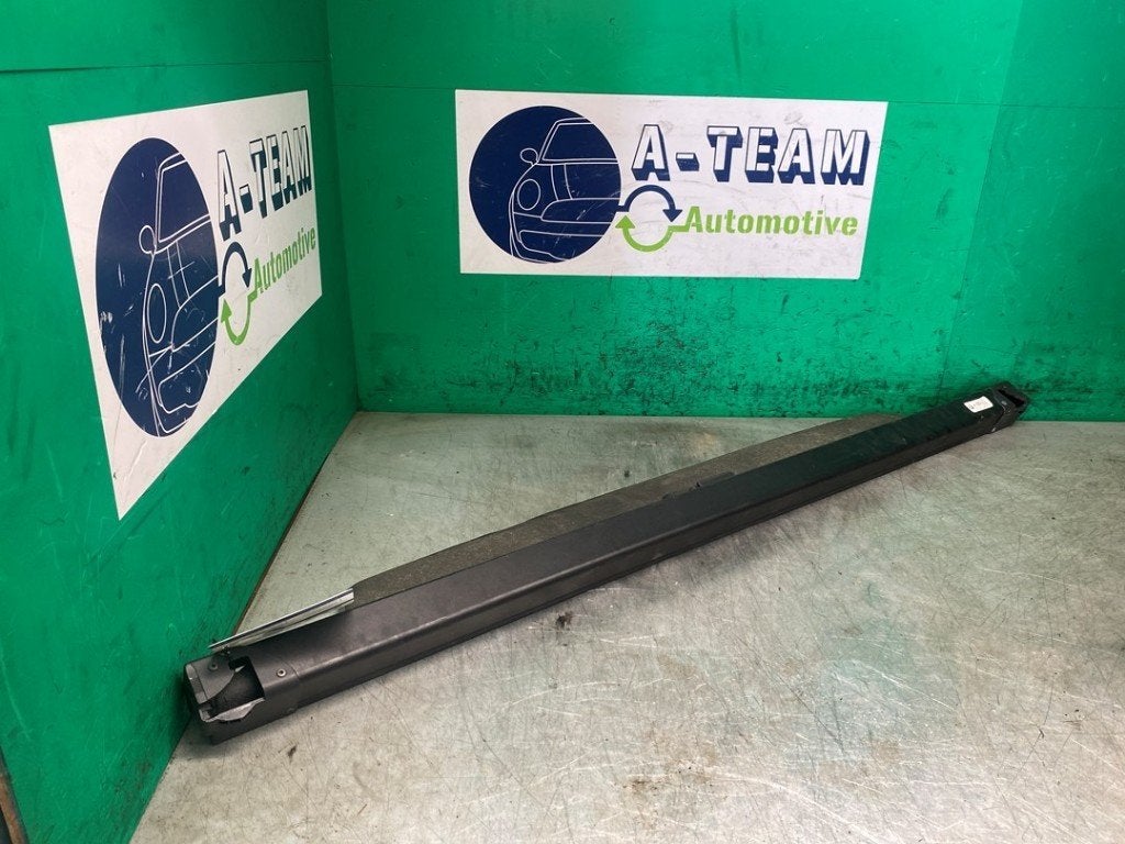 RIDEAU ROLL COVER BMW 3 serie Touring (F31) (|7273665|), Utilisé, BMW, Petuelring 130
80809  München, DE, Bayerische Motoren Werke AG