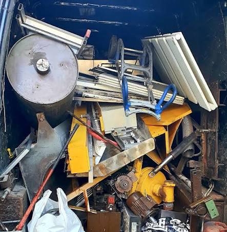 Oud ijzer GRATIS ophaling van schroot & metalen