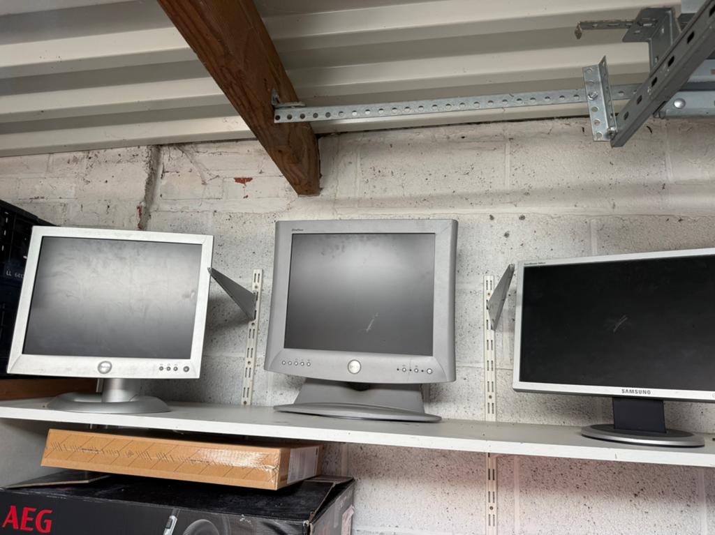 Pc schermen, Computers en Software, Monitoren, Ophalen of Verzenden, Zo goed als nieuw