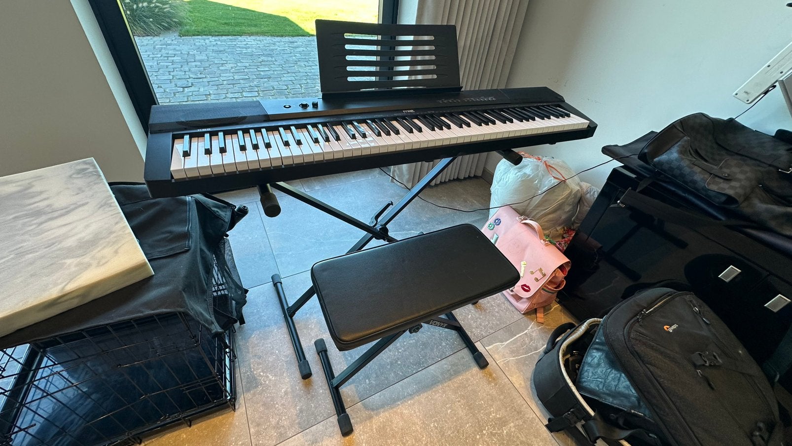 Max Music KB6 Elektronisch Keyboard + Standaard + Kruk, Muziek en Instrumenten, Ophalen, Zo goed als nieuw
