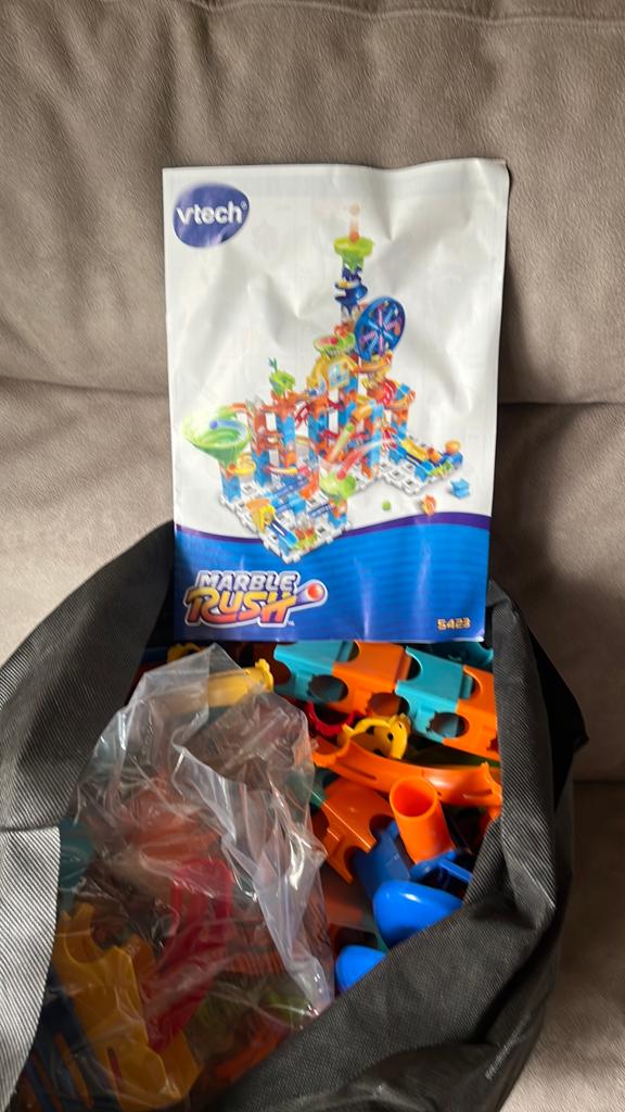 Vtech sircuit de billes, Enlèvement