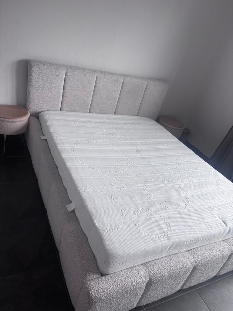 Bed 160x200, Huis en Inrichting, Ophalen, Beige, Tweepersoons, Zo goed als nieuw