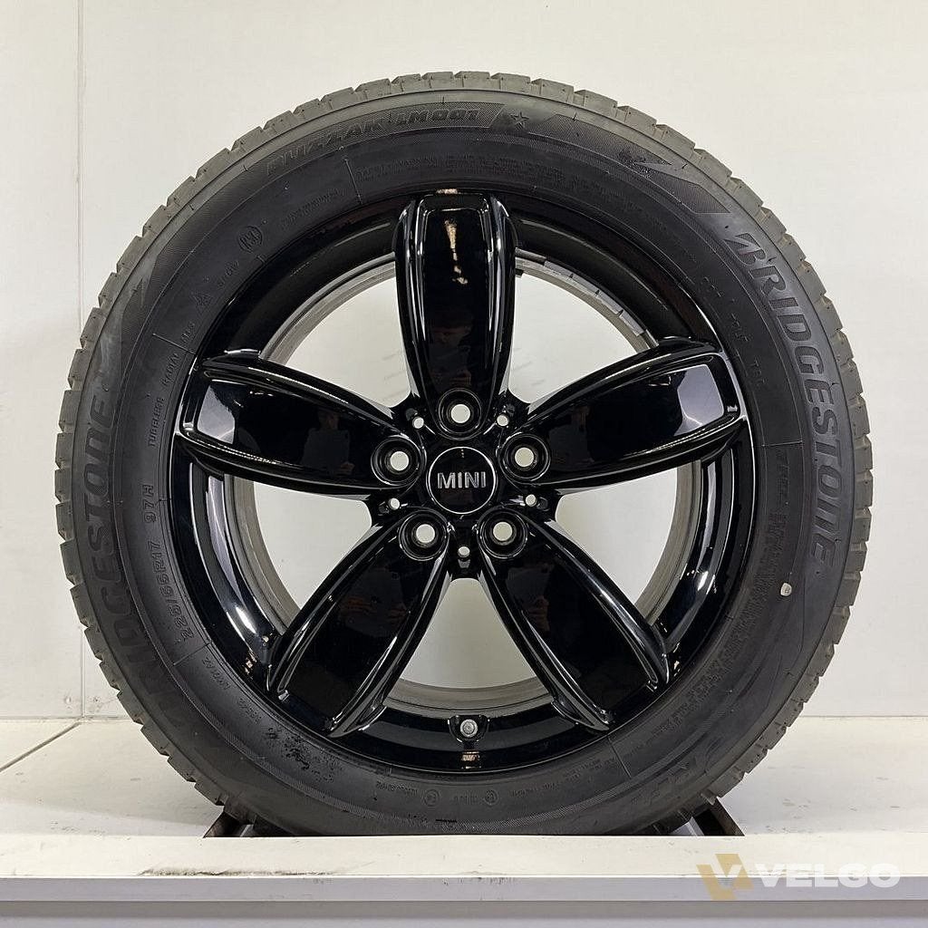 MINI JCW F60 531 STYLING SET VELGEN + WINTERBANDEN 17 INCH, Auto-onderdelen, Gebruikt, -, -, Banden en Velgen