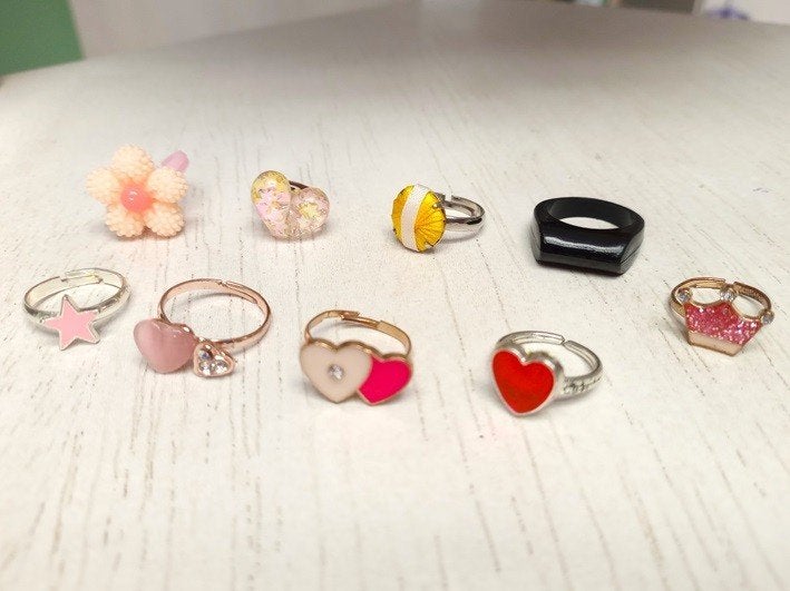 accessoires - bagues fille, Handtassen en Accessoires, Kindersieraden, Ophalen, Gebruikt