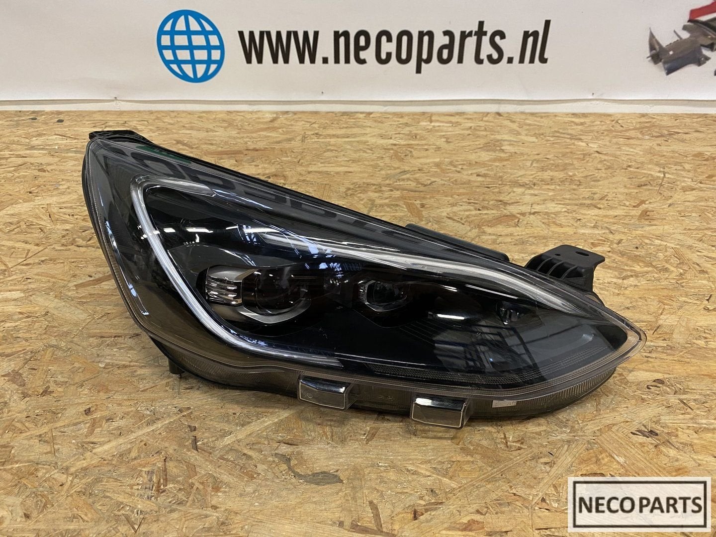 FORD FOCUS MK4 FULL LED KOPLAMP RECHTS JX7B-13E016 ORIGINEEL, -, -, -, Enlèvement ou Envoi
