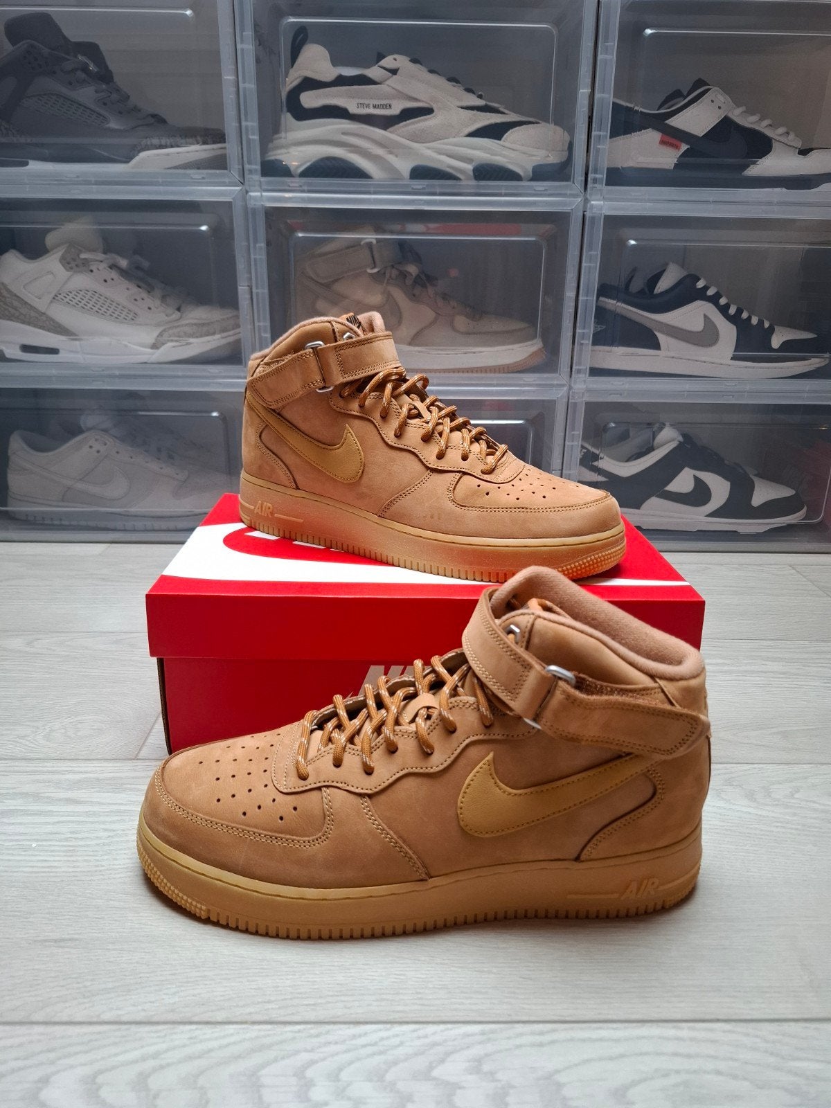Nike Air Force 1 Mid ’07 Flax – Maat 44,5 – Nieuw, Kleding | Heren, Bruin, Nike, Nieuw, Ophalen of Verzenden