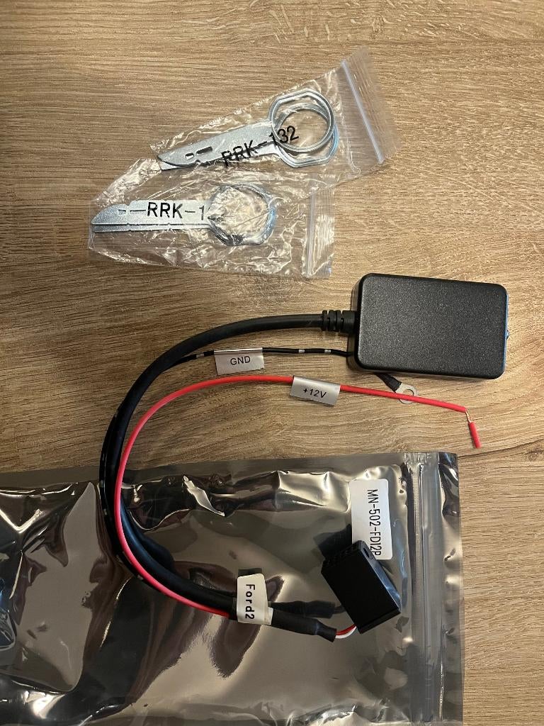 Bluetooth adapter voor Ford 6000CD (Nieuw), Auto diversen, Autoradio's, Ophalen of Verzenden, Nieuw