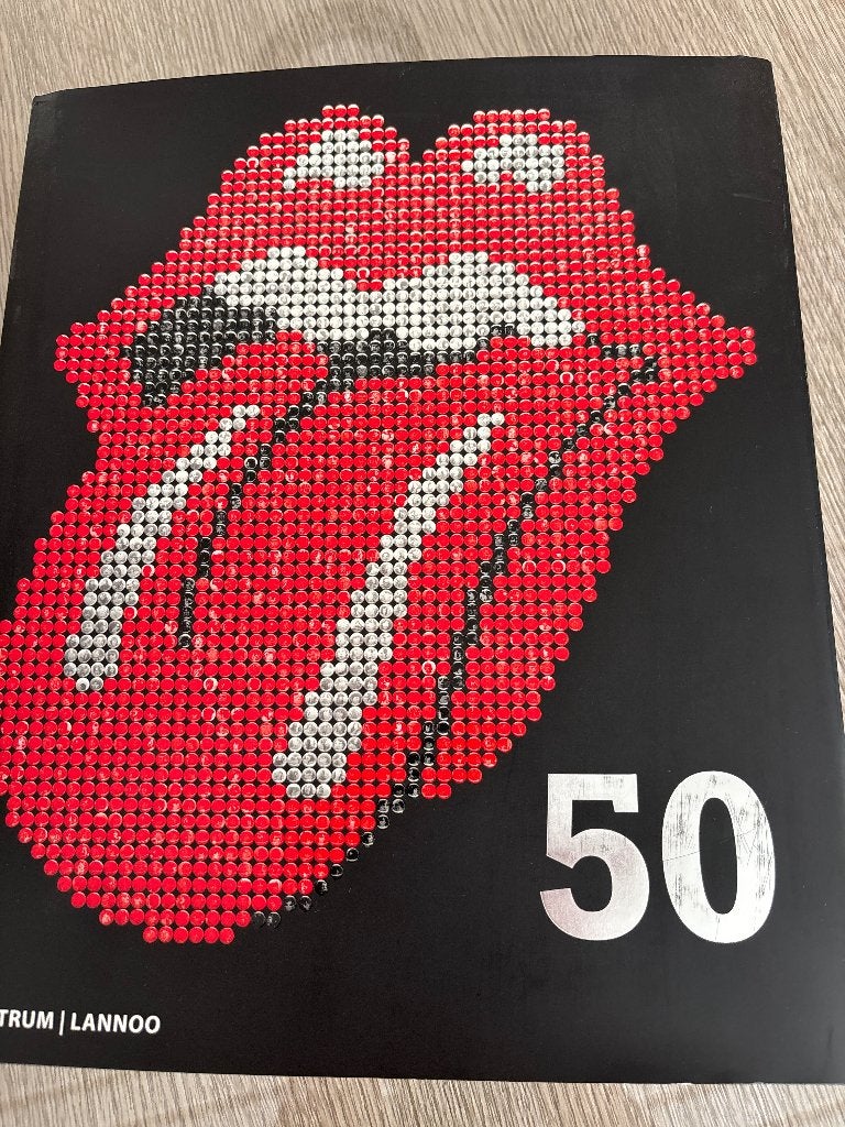 Boek  groep the Rolling Stones, Boeken, Ophalen, Zo goed als nieuw, Artiest, DIVERSEN