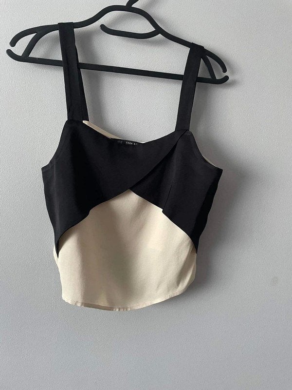 TOP court ZARA beige noir XS, Sans manches, Enlèvement ou Envoi, Zara, Comme neuf