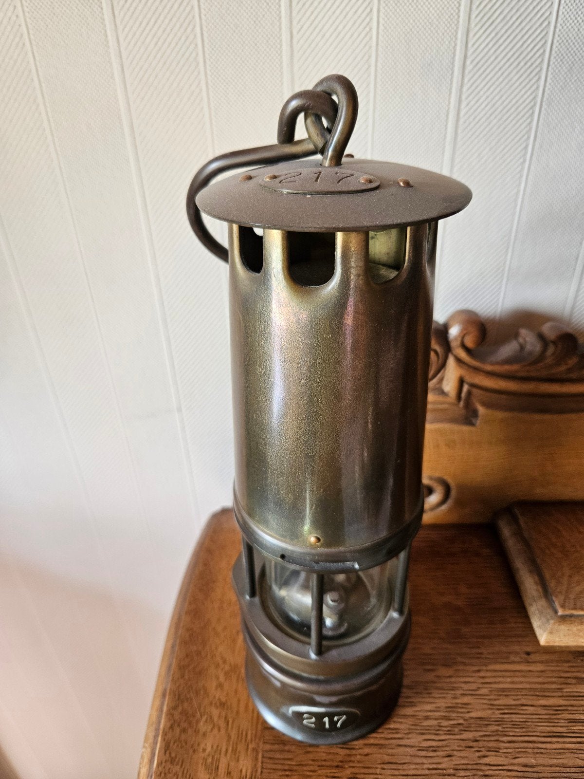 Mijnwerkerslamp, Ophalen