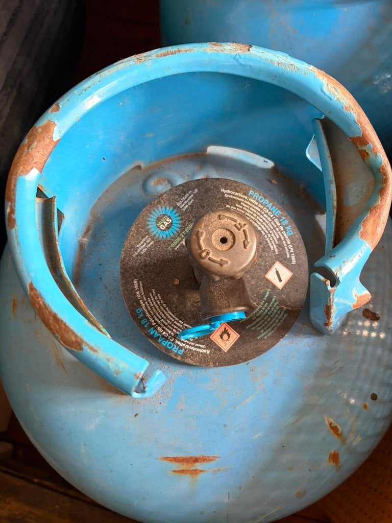 Volle propaan gasflessen – 18 kg – €20/stuk, Ophalen, Gebruikt