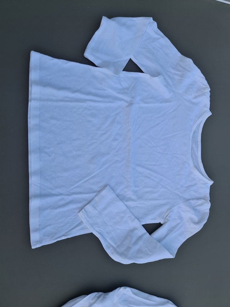 wit T-shirt, longsleeve, 110, Kinderen en Baby's, Kinderkleding | Maat 110, Ophalen, Zo goed als nieuw