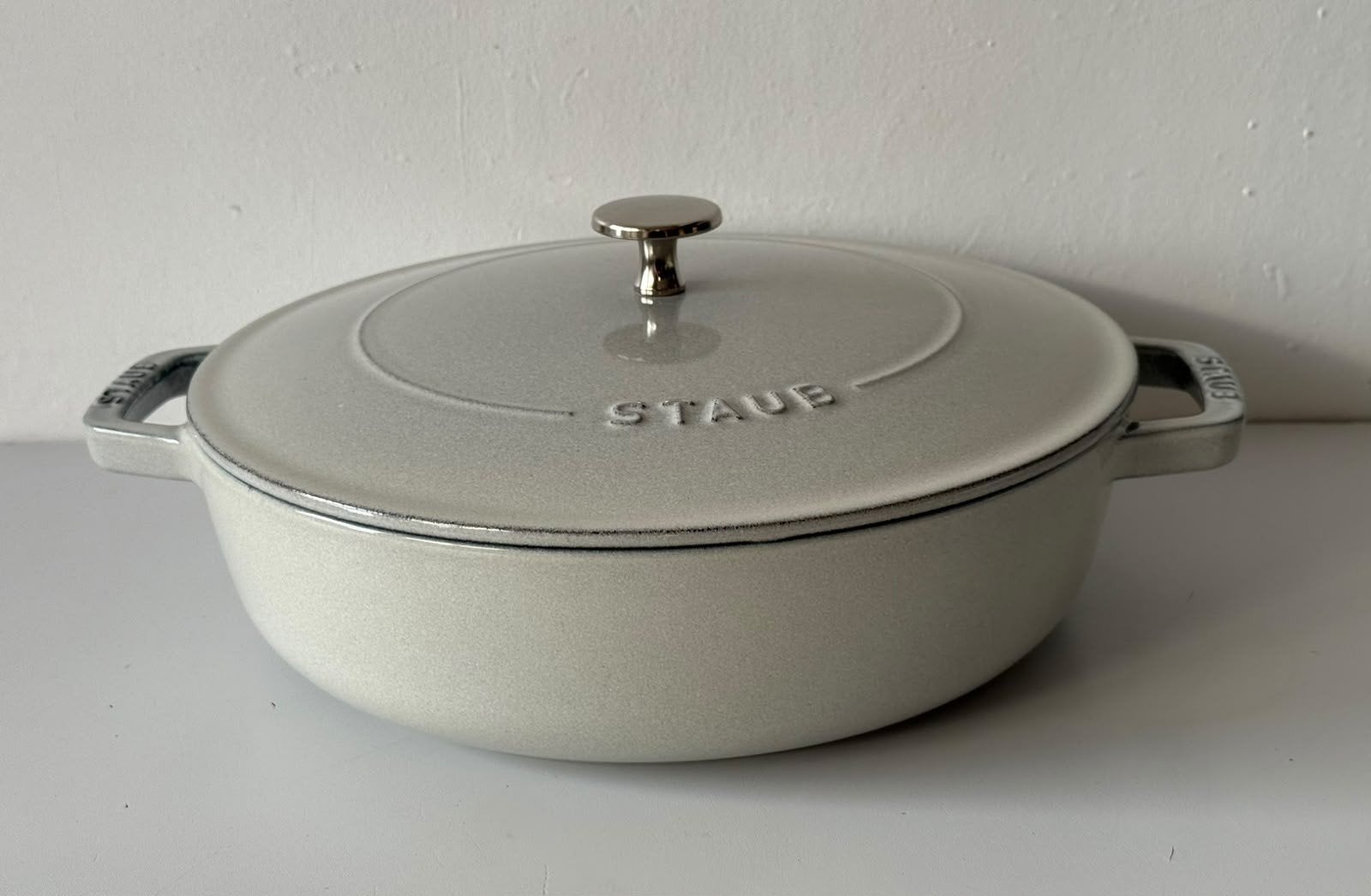 Staub Braadpan., Huis en Inrichting, Met deksel, Ophalen of Verzenden, Braadpan