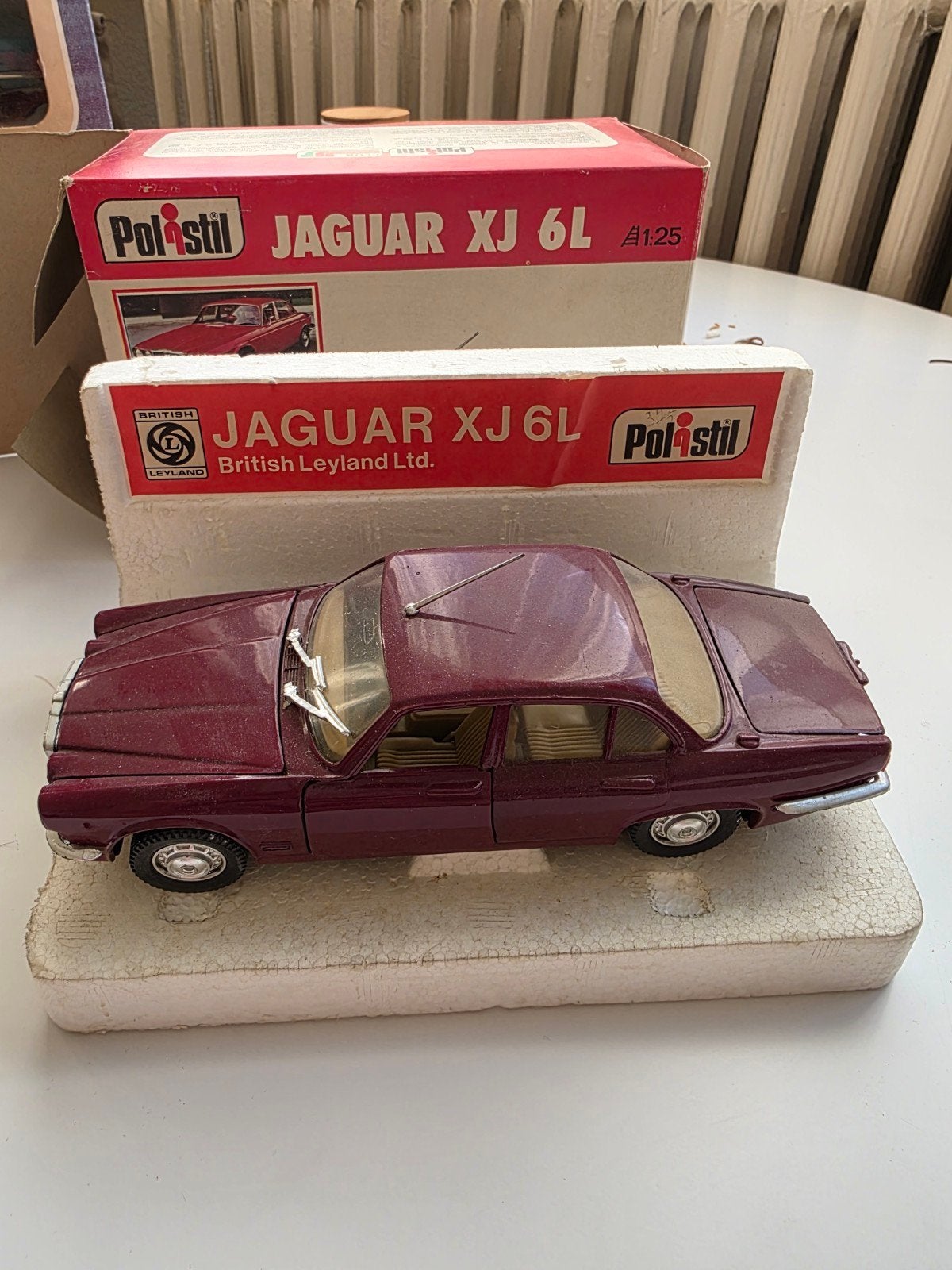 Voiture de collection Jaguar XJ6L, Hobby & Loisirs créatifs, Enlèvement ou Envoi, Voiture