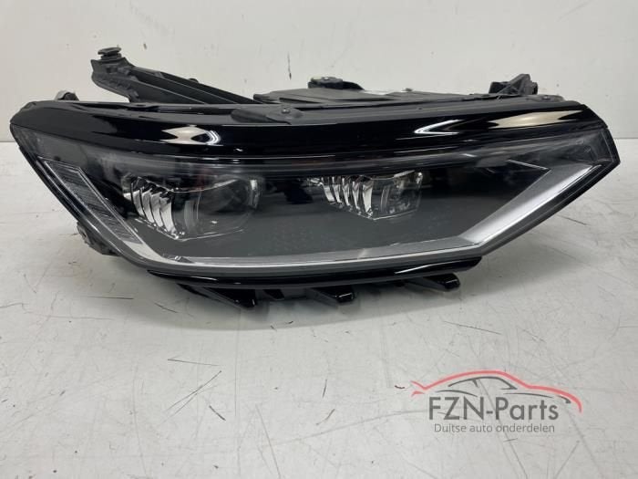 VW Passat B8 Facelift Matrix IQ-Light Koplamp Rechts, Ophalen of Verzenden, Gebruikt