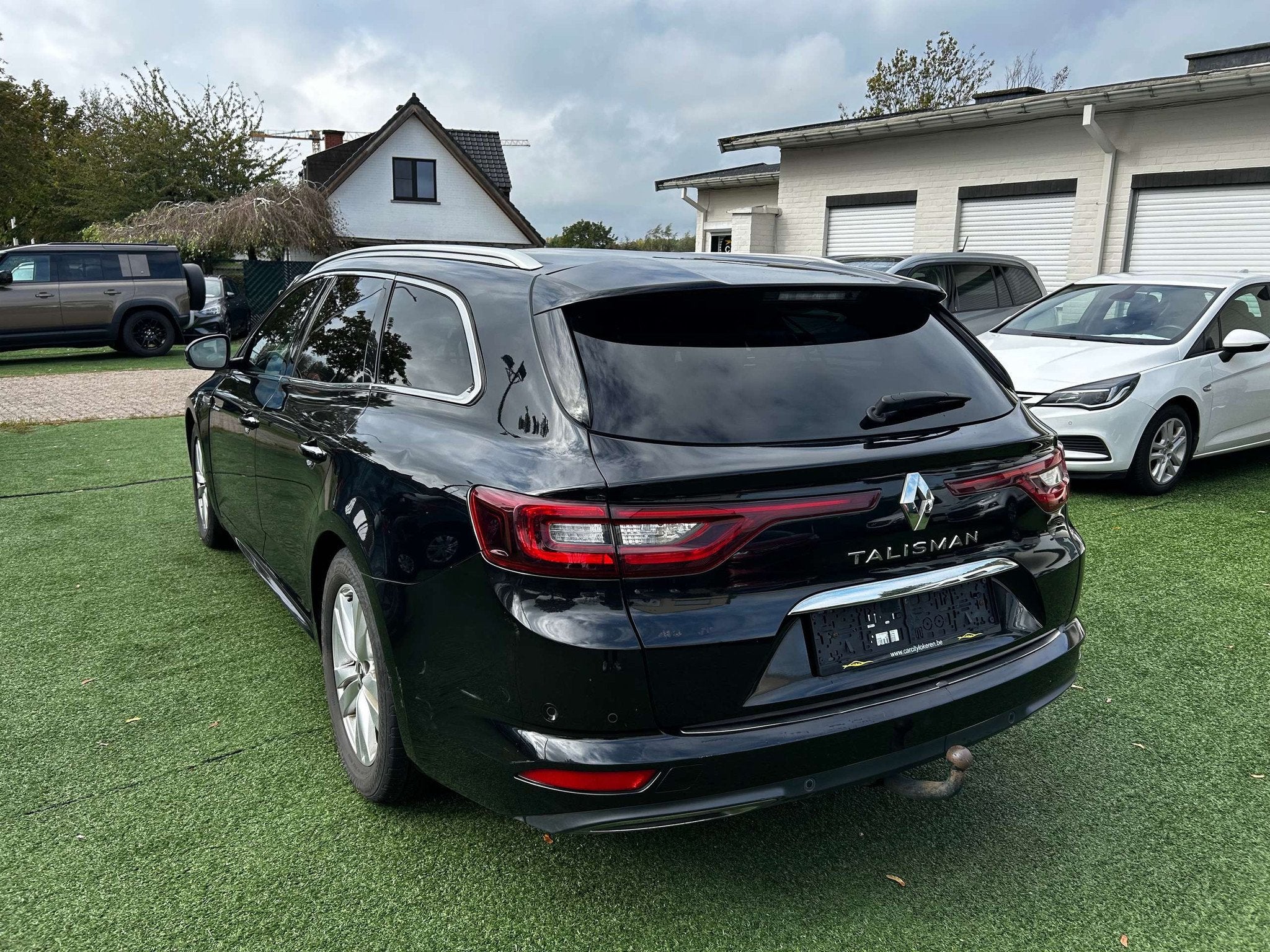 Renault Talisman SW 1.6 TCe Energy  LEDER  AUTOMAAT  G, 1618 cc, Gebruikt, 4 cilinders, Zwart