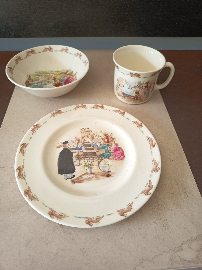 Service de vaisselle en porcelaine Royal Doulton Bunnykins, Enlèvement ou Envoi, Neuf