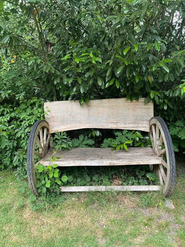 Rustieke tuinbank met authentieke wagenwielen, Ophalen, Gebruikt, Hout