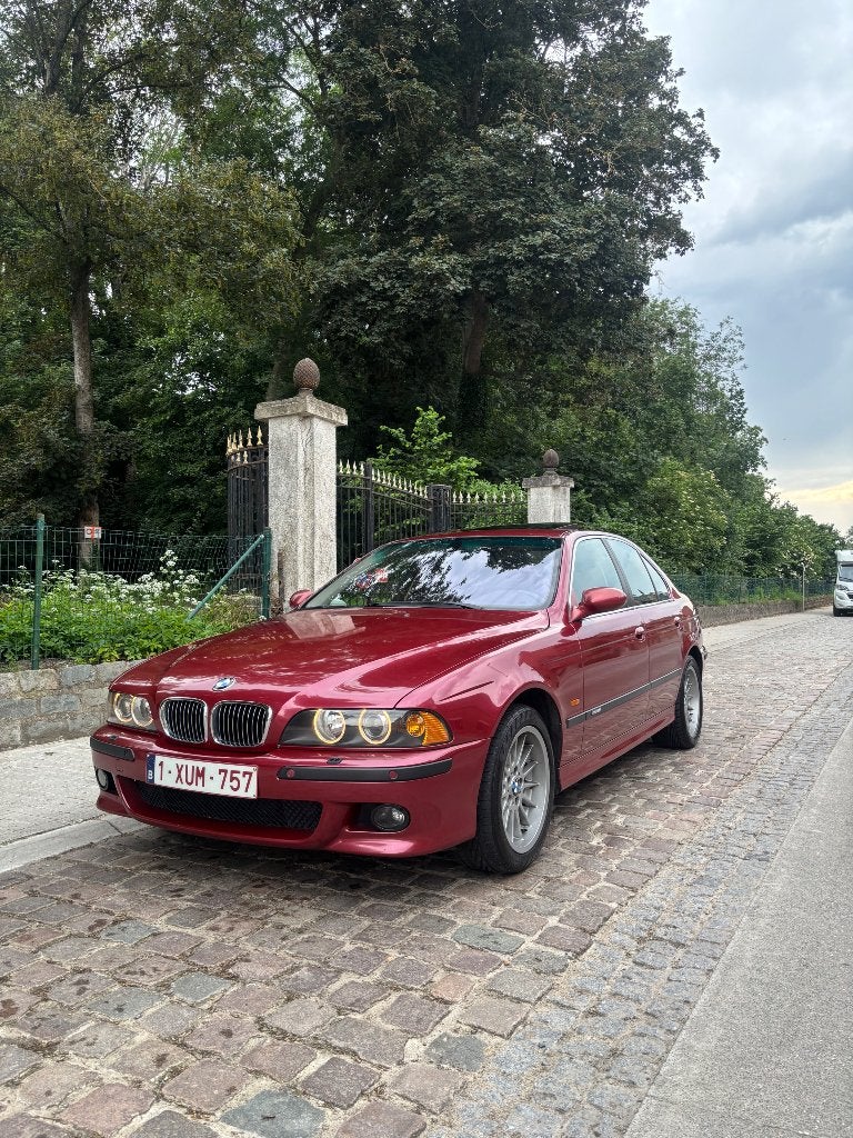 BMW 520iA facelift, Auto's, BMW, Automaat, Zwart, Overige kleuren, Particulier