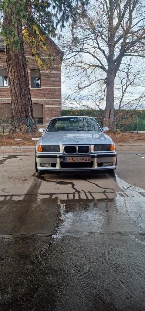 E36 325i 1993 coupe, Auto's, BMW, Stof, Zwart, Zwart, Te koop