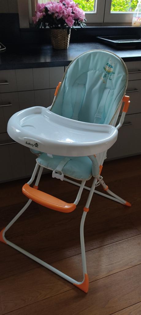Safety 1st inklapbare eetstoel, Kinderen en Baby's, Kinderstoelen, Ophalen, Gebruikt, Inklapstoel, Gordel(s)