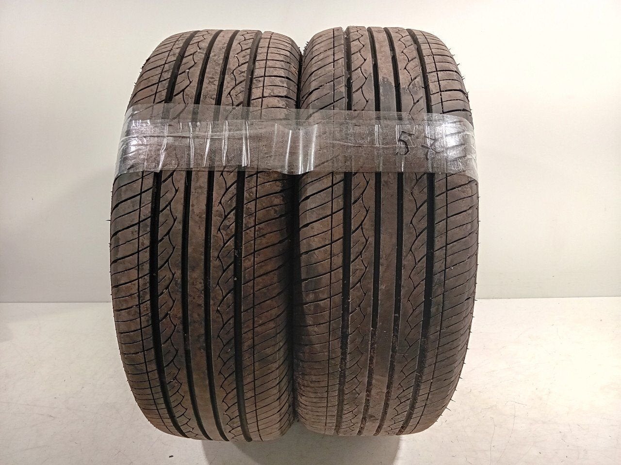 Bandenset 2 stuks Zomer 195 60 R15, Auto-onderdelen, Banden en Velgen, Onderdelen@venauto.nl, Van der Ven Autorecycling B.V., Gebruikt