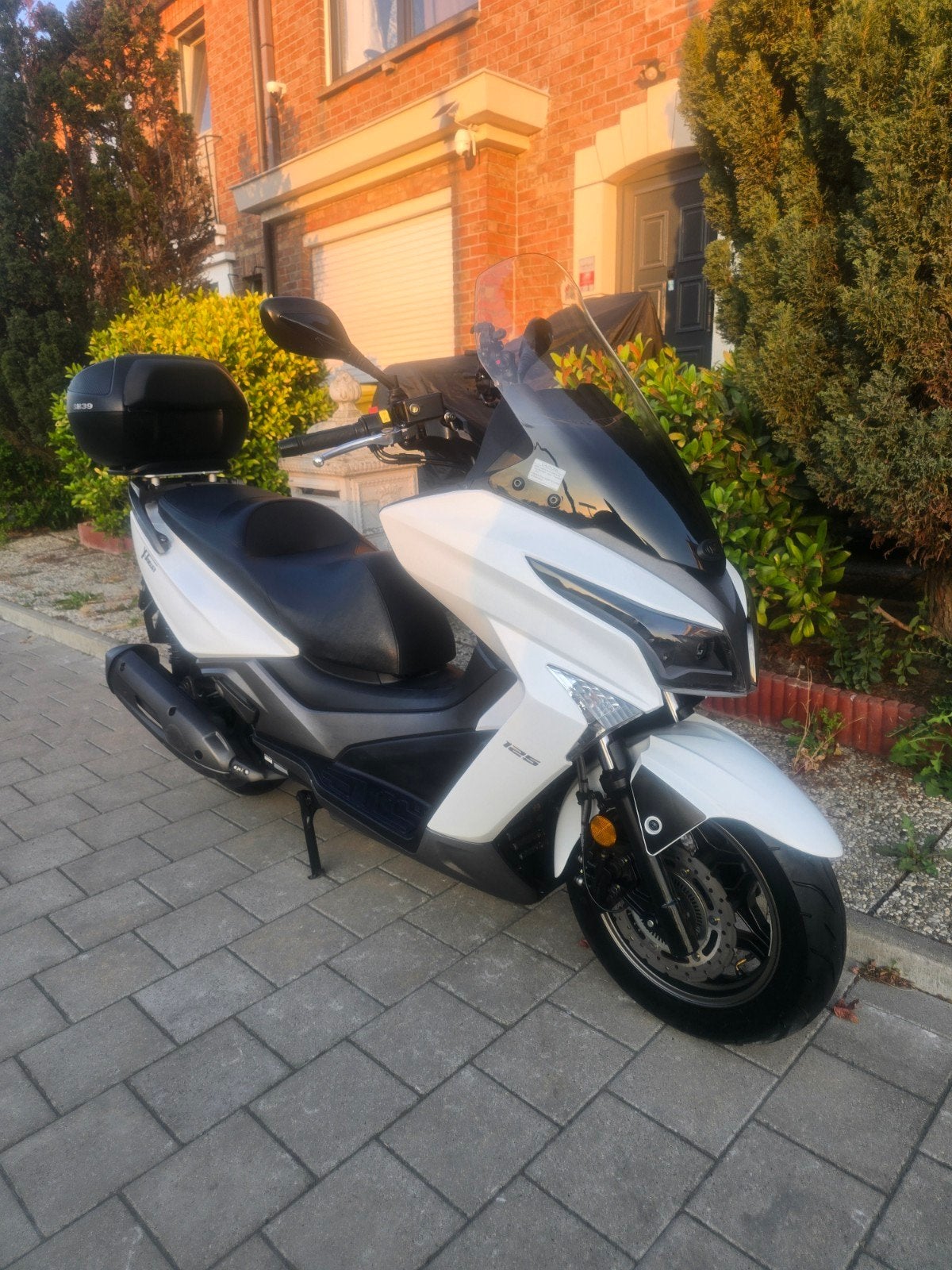 2023 Kymco xtown 125cc in uitstekende staat!, Fietsen en Brommers, Overige modellen, 125 cc, Zo goed als nieuw, Benzine