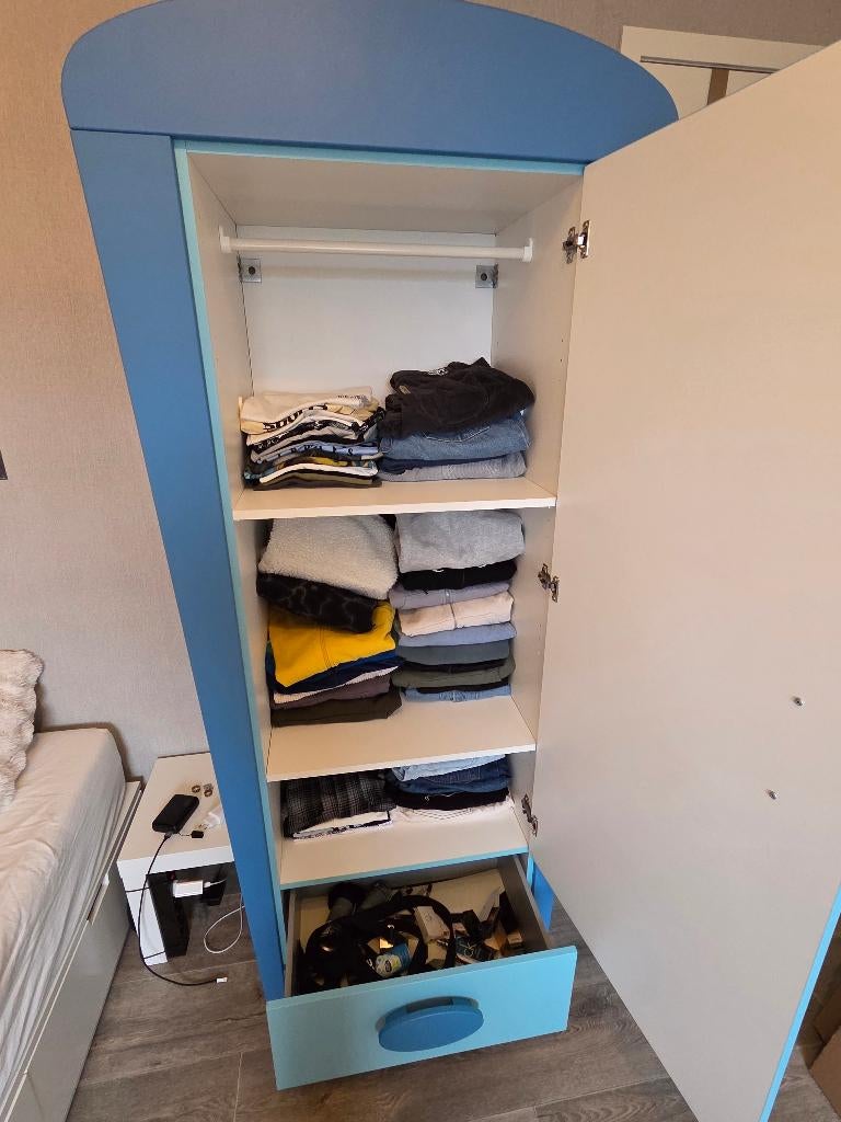 Armoire pour enfant, 105 cm ou plus, Enlèvement, Utilisé, 50 à 70 cm