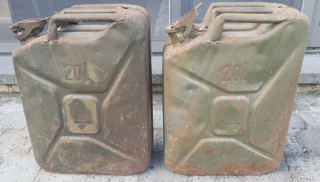 Vintage Militaire Jerrycans 20L - ABL / Brits - Set van 2, Ophalen, Landmacht, Overige typen