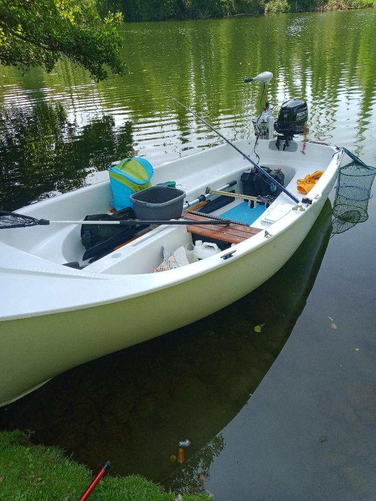 Canot pêche promenade, Jeanneau, Comme neuf, Jusqu'à 10 ch, Enlèvement