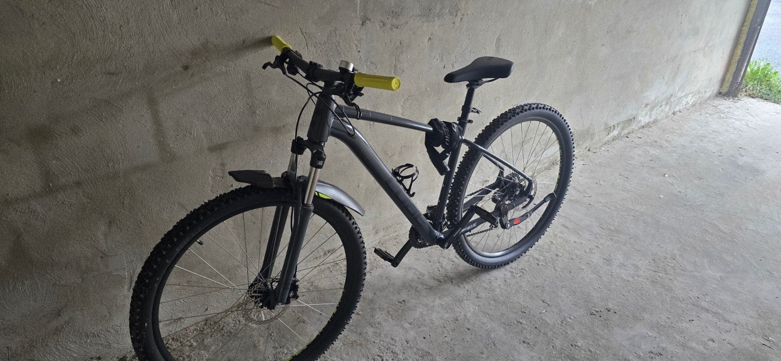 velo vtt cube taille L, Vélos & Vélomoteurs, 26 pouces ou plus, Comme neuf, Enlèvement, Cube