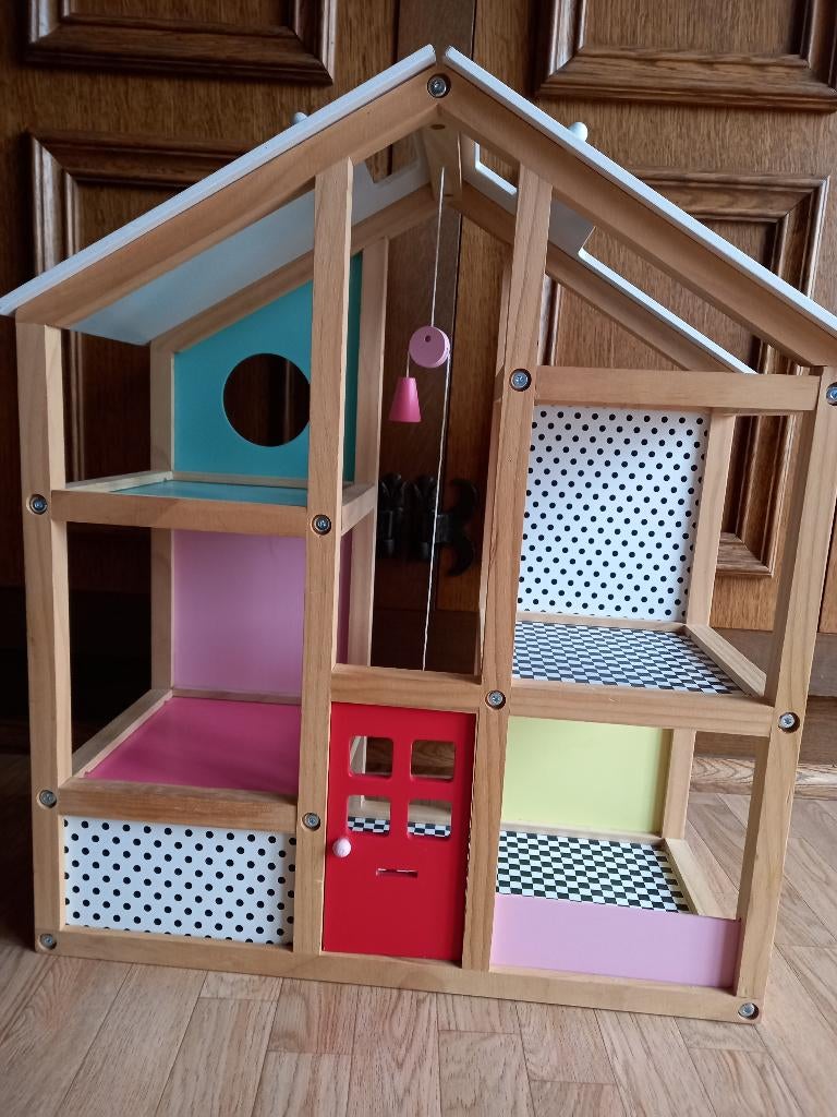 Hema poppenhuis met meubeltjes en popjes, Ophalen, Zo goed als nieuw, Poppenhuis