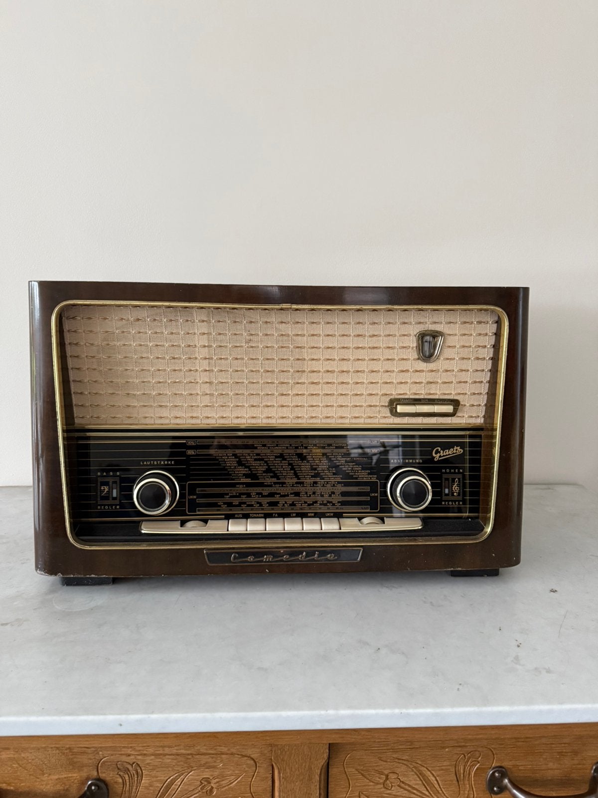 Graetz Vintage Radio, Antiquités & Art, Antiquités | TV & Hi-Fi, Enlèvement