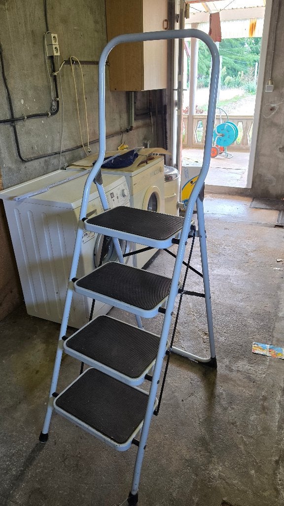 Trapladder 4 trede, Doe-het-zelf en Bouw, Ophalen, Gebruikt, Ladder, Minder dan 2 meter