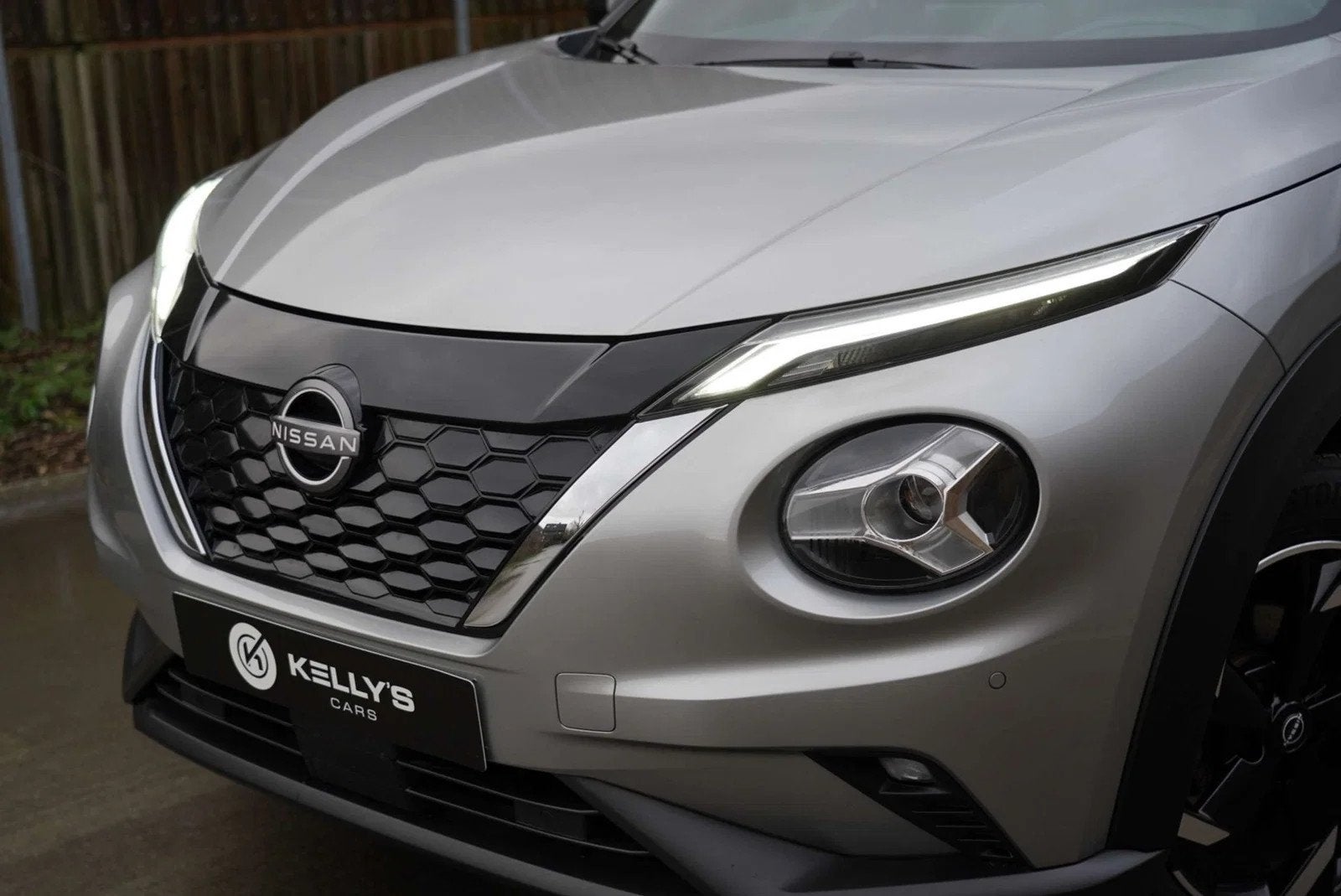 Nissan Juke 1.6 HEV N-Connecta AMT*1ste eig*Showroomstaat!, Automaat, 1441 kg, Gebruikt, 4 cilinders