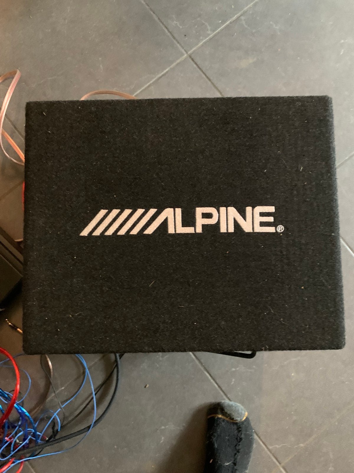Alpine subwoufer, Ophalen, Zo goed als nieuw