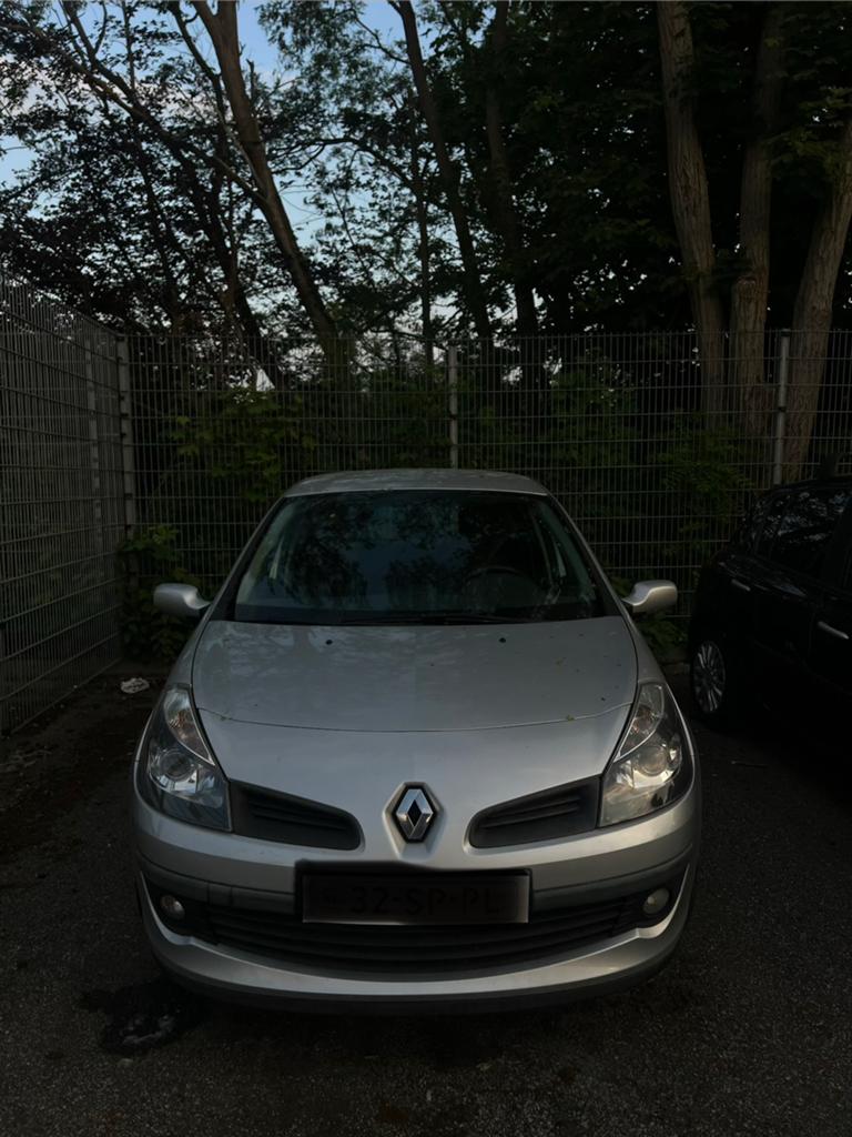 Clio 3, Achat, Boîte manuelle, 5 portes, Particulier